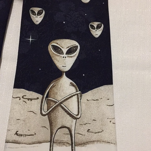 Vintage 1997 A.Rogers Aliens 2 Blue Necktie Tie - Picture 2 of 7